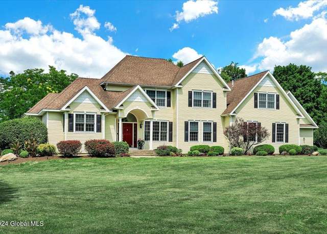 Property at 4 Crimson Ct, Castleton, NY 12033, 5 beds, 3.5 baths