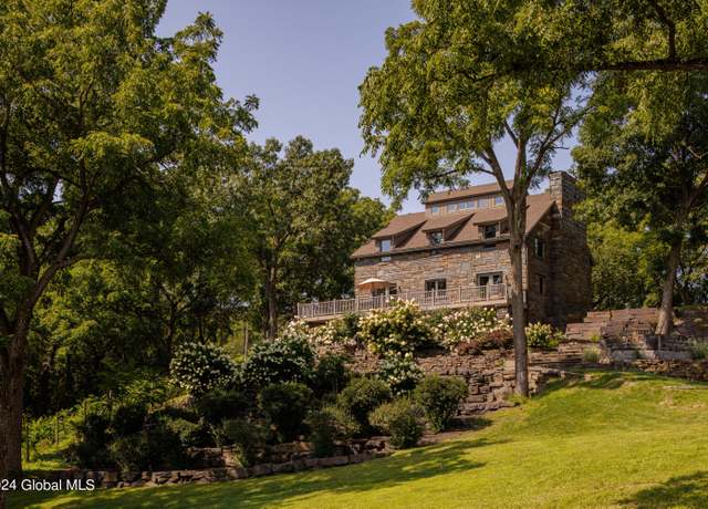 Property at 567 Four Mile Point Rd, Athens, NY 12015, 4 beds, 3.5 baths