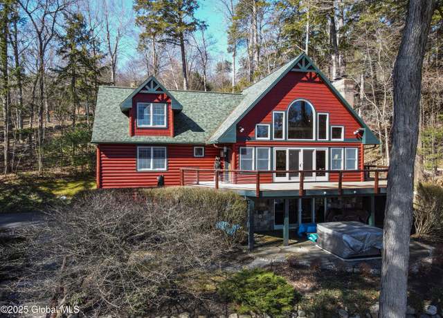 Property at 15 Green Harbour Ln, Lake George, NY 12845, 6 beds, 3.5 baths