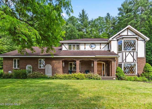 Property at 410 Selfridge Rd, Gansevoort, NY 12831, 3 beds, 2.5 baths