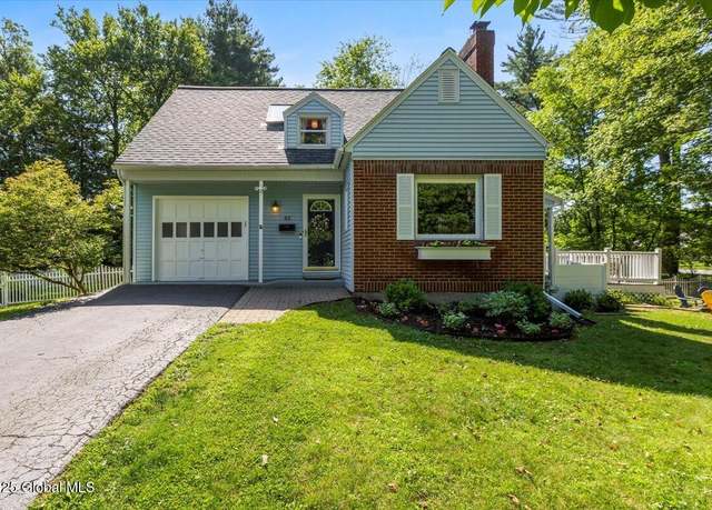 Property at 82 Palmer Ave, Delmar, NY 12054, 3 beds, 2 baths