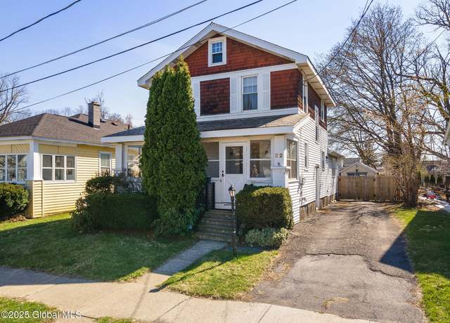 Property at 32 Dartmouth St, Albany, NY 12209, 3 beds, 1.5 baths