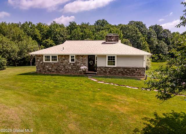 Property at 52 Birds Hill Road Rd, Averill Park, NY 12018, 3 beds, 1 bath