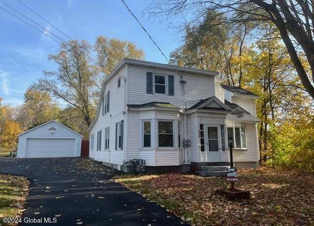 Property at 3221-3223 Old Carman Rd, Guilderland, NY 12303, 4 beds, 2 baths