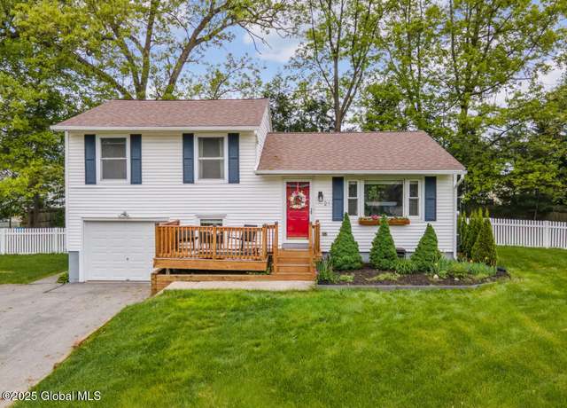 Property at 21 St Charles Pl, Saratoga Springs, NY 12866, 3 beds, 2 baths