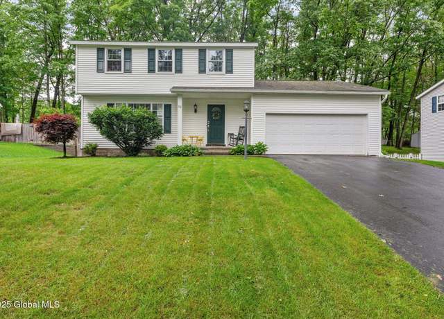 Property at 52 Wagon Wheel Trl, Saratoga Springs, NY 12866, 4 beds, 1.5 baths