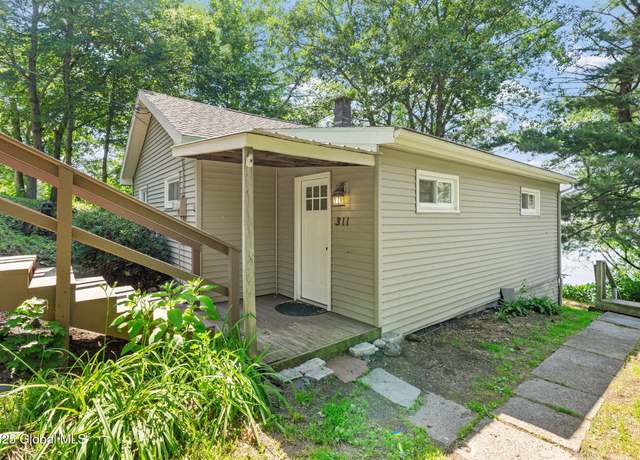 Property at 311 Hudson Ave, Troy, NY 12182, 3 beds, 1 bath