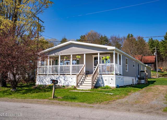 Property at 702 E Lake Rd, Argyle, NY 12809, 2 beds, 2 baths