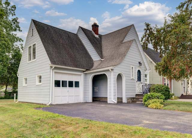 Property at 621 Charles St, Glenville, NY 12302, 3 beds, 1 bath