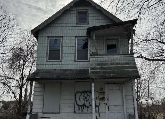 Property at 35 Swan St, Schenectady, NY 12307, 4 beds, 2 baths