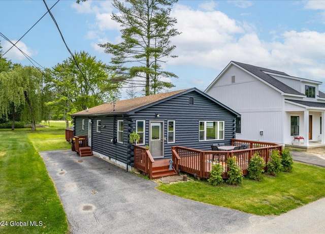 Property at 19 Kozy Ln, Malta, NY 12020, 3 beds, 1 bath