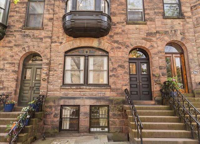 Property at 218 Lancaster St, Albany, NY 12210, 4 beds, 3 baths