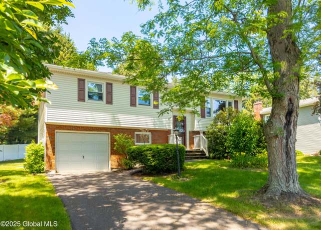 Property at 9 Mallard Ln, Latham, NY 12110, 3 beds, 1.5 baths