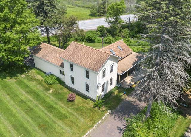 Property at 1274 Ny-29, Galway, NY 12074, 4 beds, 2 baths