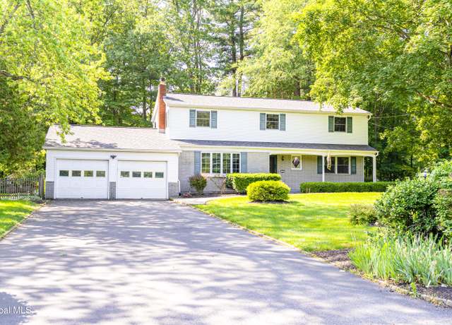Property at 8 Burning Bush Blvd, Ballston Lake, NY 12019, 4 beds, 2.5 baths