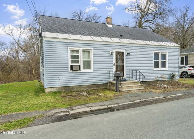 Property at 23 Lakeview Ave, Rensselaer, NY 12144, 3 beds, 1.5 baths