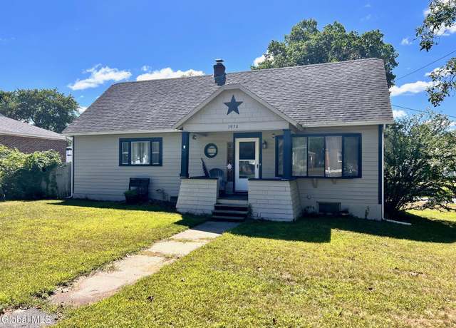 Property at 3930 Albany St, Schenectady, NY 12304, 3 beds, 1 bath
