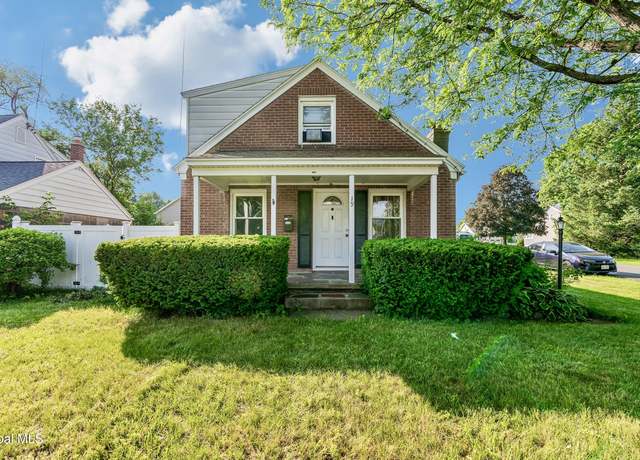 Property at 19 Elmhurst Ave, Albany, NY 12205, 3 beds, 2 baths
