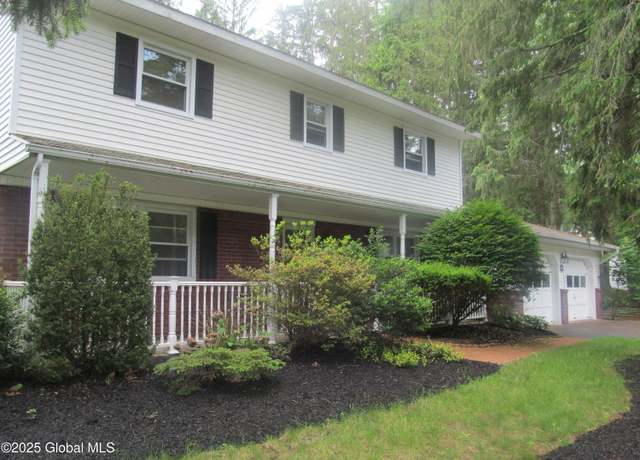 Property at 30 Pinehurst Dr, Clifton Park, NY 12065, 4 beds, 2.5 baths