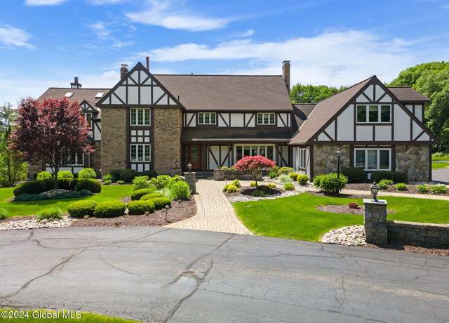 Property at 1369 Giffords Church Rd, Schenectady, NY 12306, 5 beds, 5.5 baths
