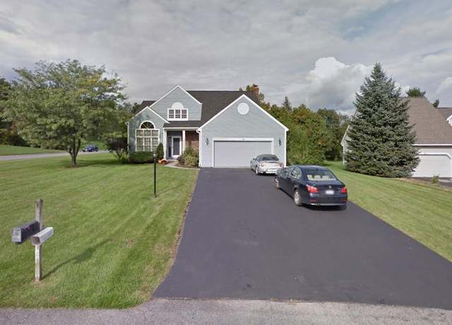 Property at 26 Chesterfield Dr, Voorheesville, NY 12186, 3 beds, 2.5 baths