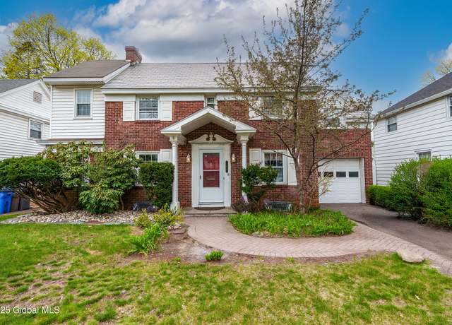 Property at 164 Brevator St, Albany, NY 12206, 3 beds, 3.5 baths