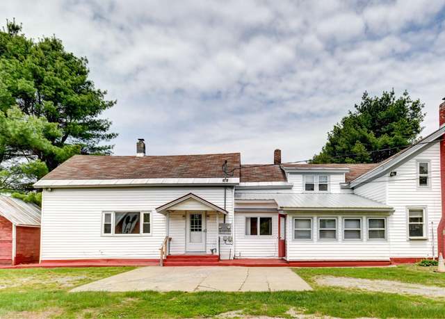 Property at 122 Houseman St, Mayfield, NY 12134, 4 beds, 2 baths