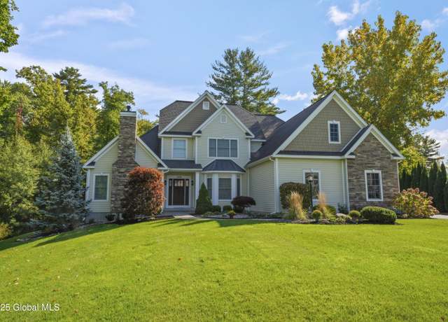 Property at 240 Menlo Park Rd, Niskayuna, NY 12309, 4 beds, 3.5 baths
