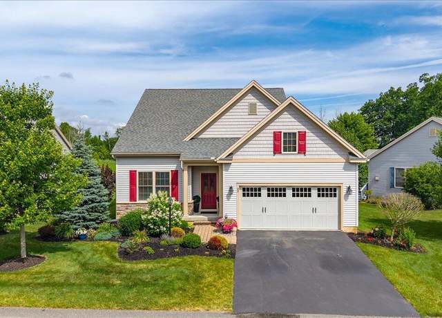 Property at 32 Whitney Dr, Mechanicville, NY 12118, 3 beds, 3 baths