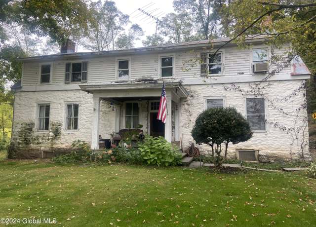 Property at 1289 Hurley Mountain Rd, Hurley, NY 12443, 8 beds, 3.5 baths