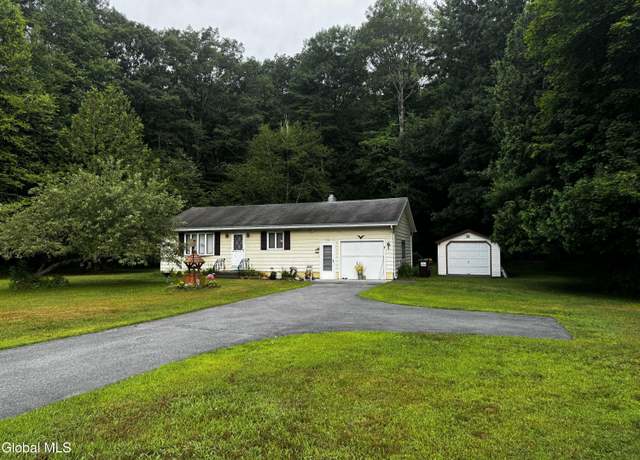 Property at 729 Route 9, Gansevoort, NY 12831, 2 beds, 1 bath