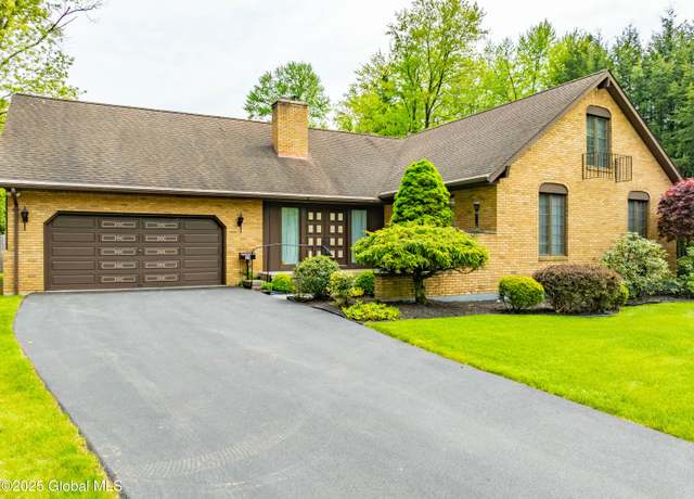 Property at 25 Henkes Ln, Latham, NY 12110, 4 beds, 3.5 baths