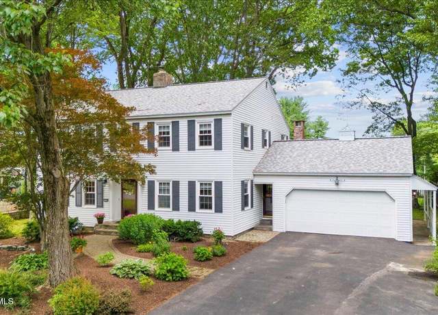 Property at 1394 Ruffner Rd, Niskayuna, NY 12309, 4 beds, 3 baths