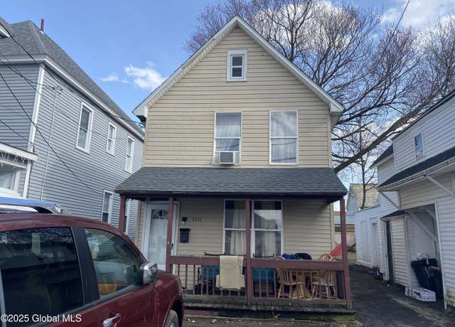 Property at 1011 Mcclyman St, Schenectady, NY 12307, 3 beds, 2 baths