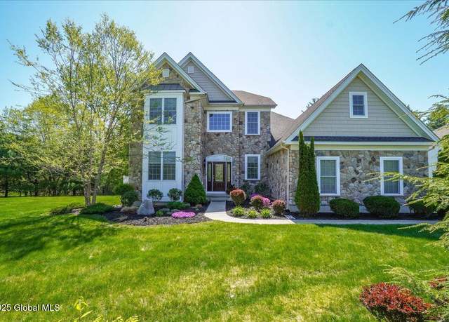 Property at 71 Stone Crest Dr, Mechanicville, NY 12118, 5 beds, 4 baths