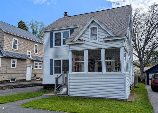 Property at 1468 Baker Ave, Schenectady, NY 12309, 3 beds, 2 baths