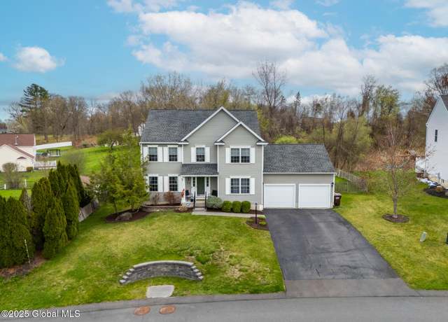 Property at 62 Sandy Ln, Selkirk, NY 12158, 4 beds, 2.5 baths