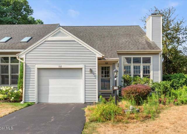 Property at 118 Garnett Ln, Slingerlands, NY 12159, 2 beds, 2.5 baths