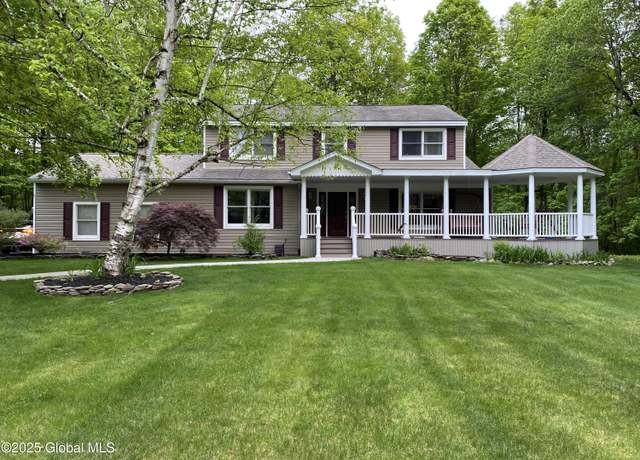 Property at 6 Bishops Ct, Queensbury, NY 12804, 4 beds, 2.5 baths