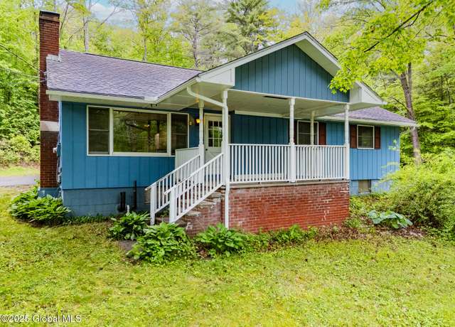 Property at 91 Middle Rd, Lake George, NY 12845, 2 beds, 1.5 baths