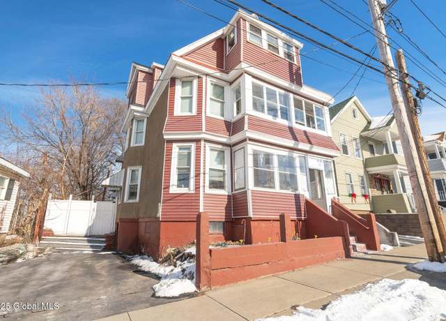 Property at 513 Seneca St, Schenectady, NY 12308, 9 beds, 3 baths