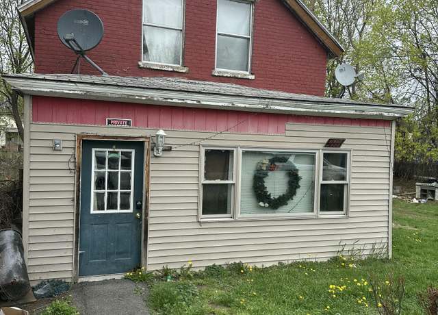Property at 423 3rd St, Albany, NY 12206, 3 beds, 1.5 baths