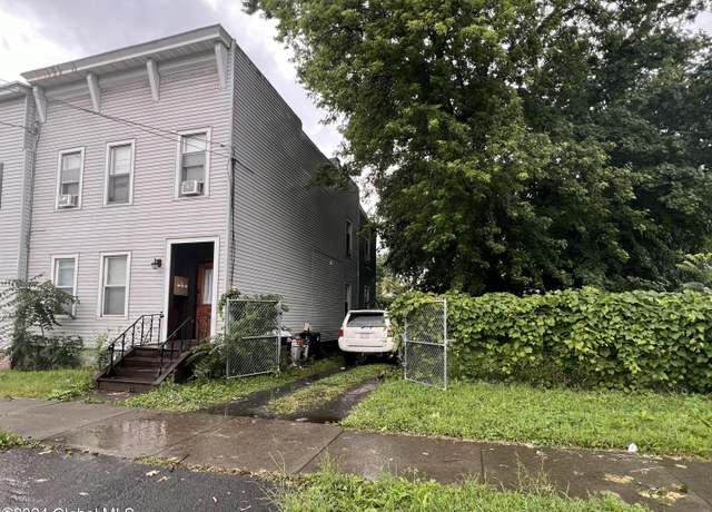 Property at 544 Washington Ave, Albany, NY 12203, 6 beds, 3 baths