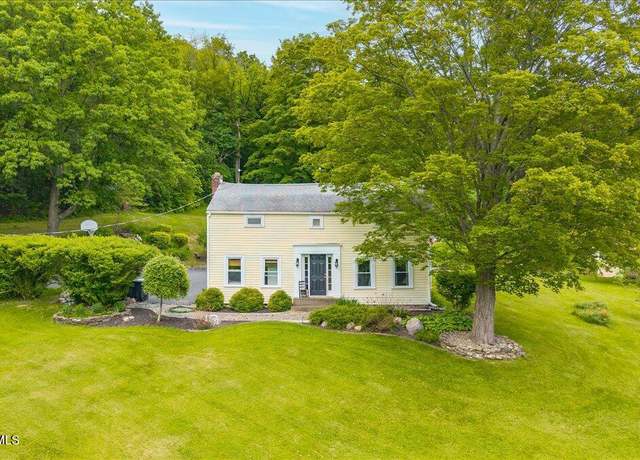 Property at 668 Rector Rd, Glenville, NY 12302, 3 beds, 2 baths