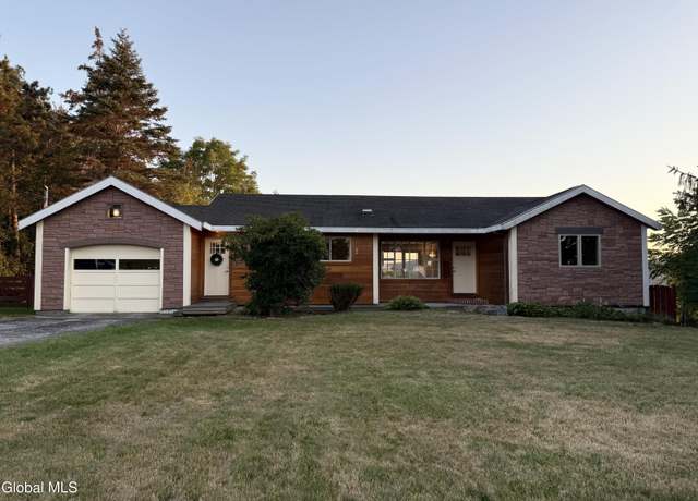 Property at 501 Johnson Hill Rd, Hoosick Falls, NY 12090, 2 beds, 1.5 baths