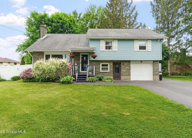 Property at 129 Charlton Rd, Ballston Lake, NY 12019, 4 beds, 1.5 baths