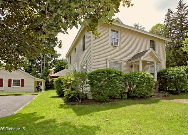 Property at 17 Mohican St, Lake George, NY 12845, 5 beds, 3 baths