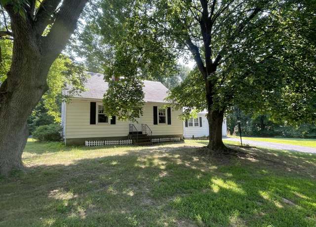 Property at 68 Wemple Rd, Glenmont, NY 12077, 3 beds, 2 baths