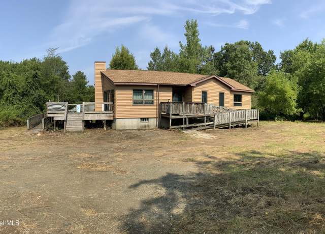 Property at 731 Eichybush Rd, Kinderhook, NY 12173, 1 bed, 1.5 baths