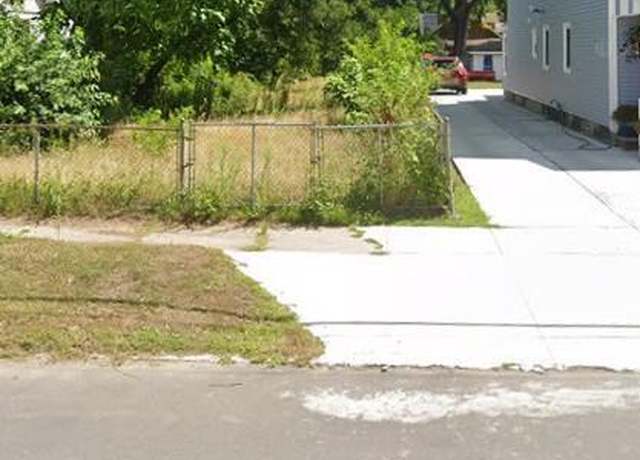Property at 933 Vischer Ave, Schenectady, NY 12306